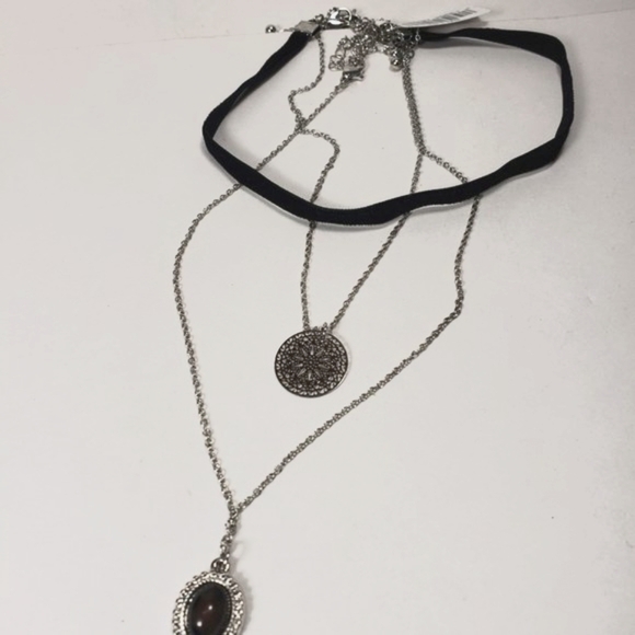 Silver-tone Set of 3 Black Velvet Choker Necklaces w/ Stone & Filigree Pendant - Picture 10 of 12